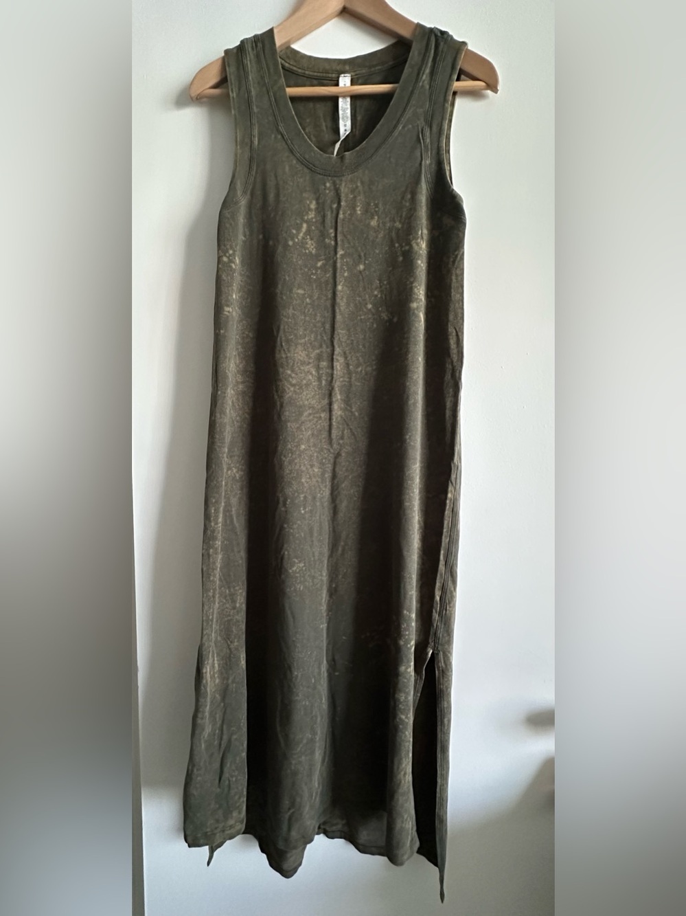 lululemon athletica Men's Olive Tank Dress — Dark Green